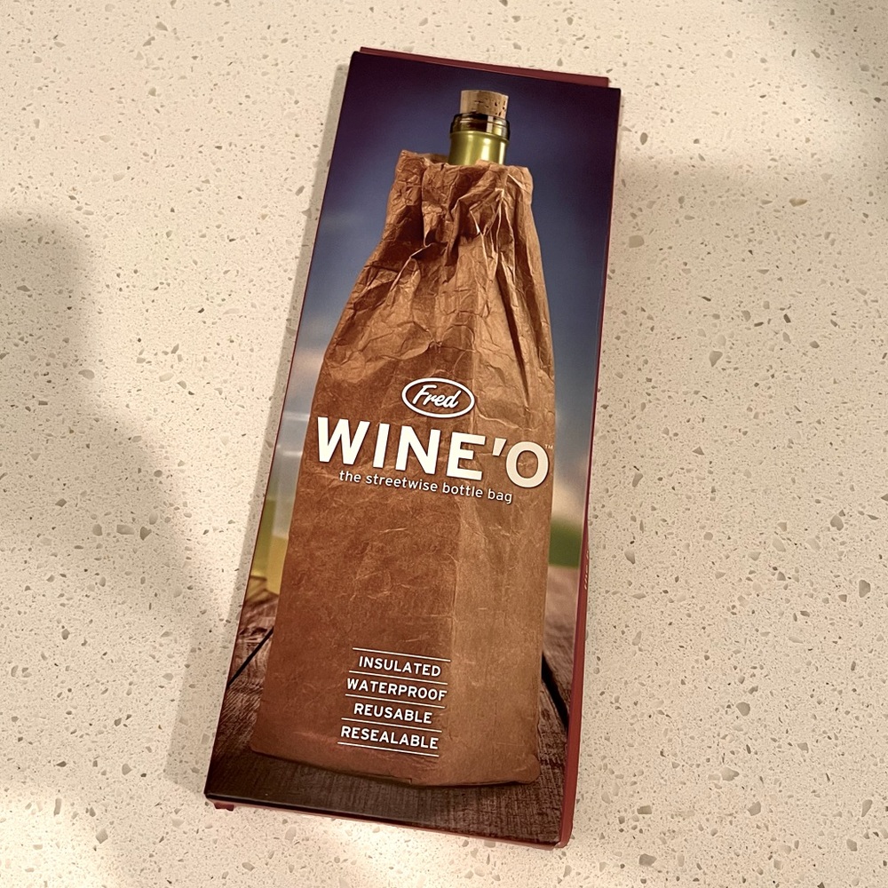 NEW! Fred Wine O Bottle Bag